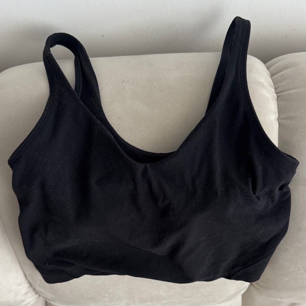 Lululemon Women's Black crop Tank Top